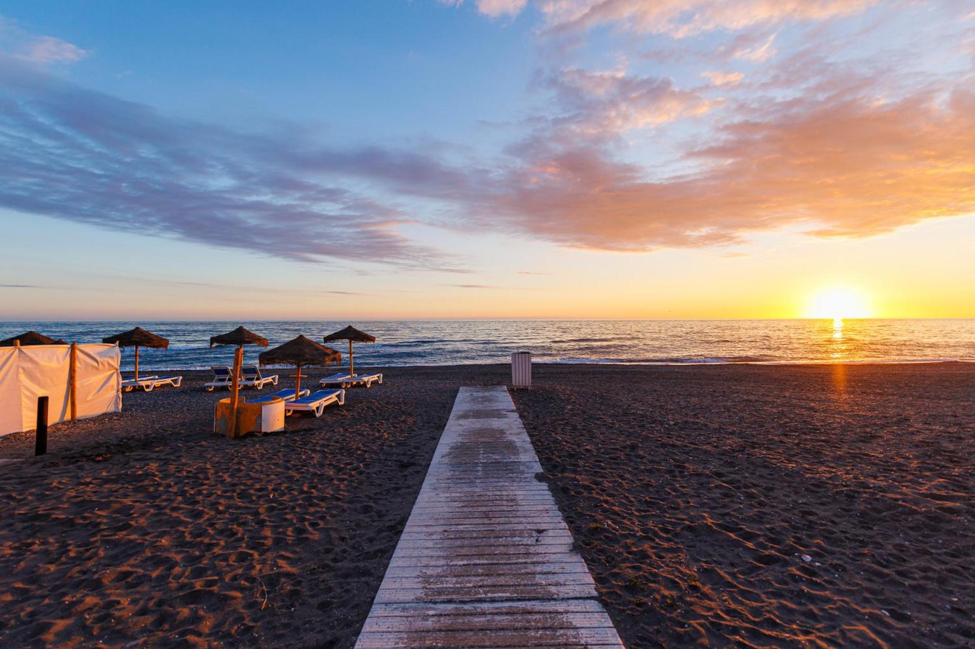 Laguna Beach Wohnung Mit Freiem Meerblick Torrox Exteriér fotografie